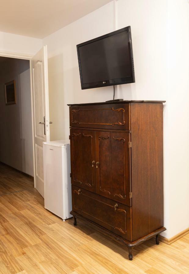 Basement Atrium Apartman Apartment Keszthely Bagian luar foto