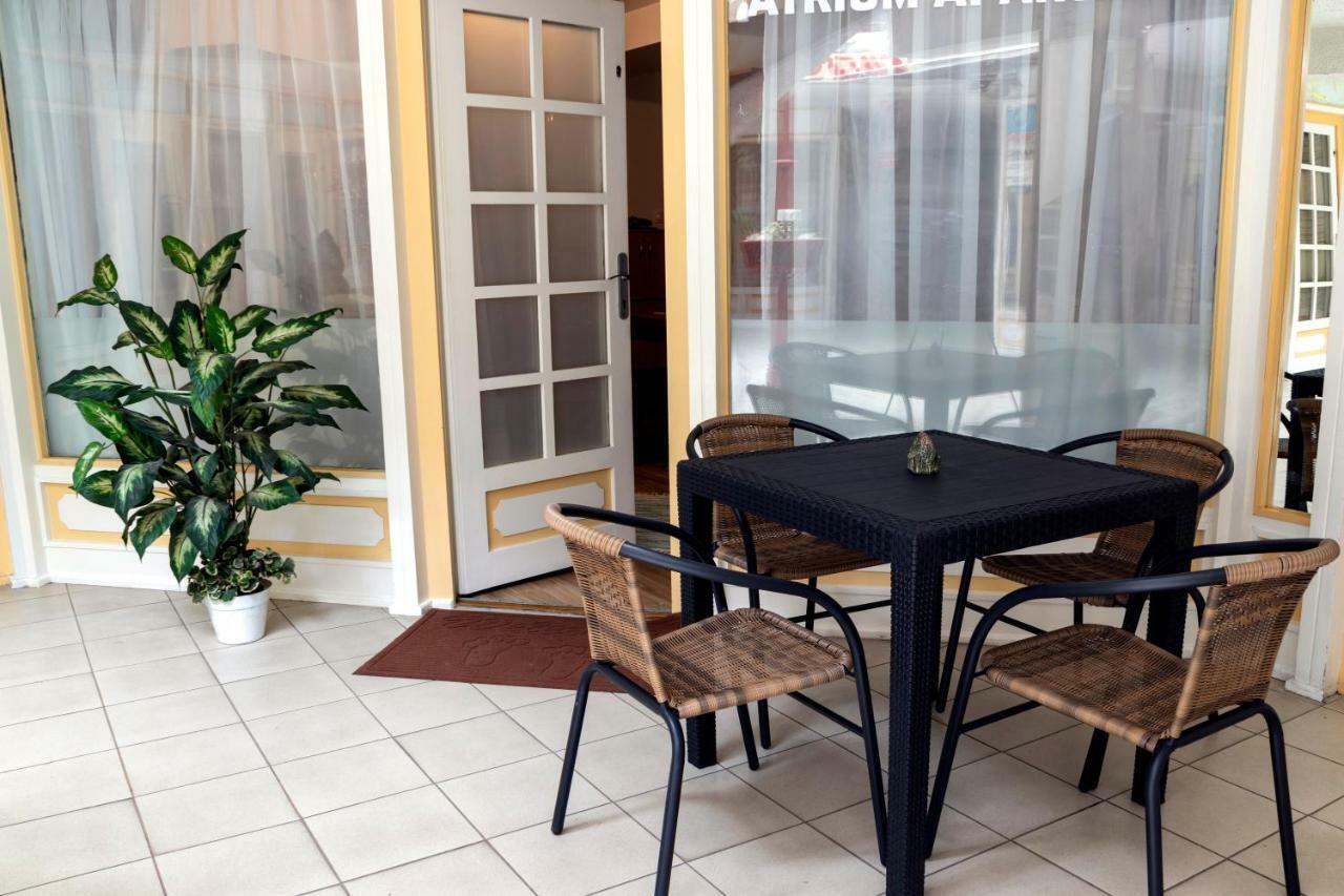 Basement Atrium Apartman Apartment Keszthely Bagian luar foto